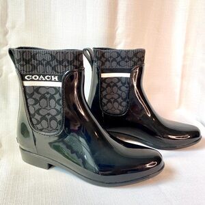 Coach Rivington Rain Bootie 8B Black Chelsea Ankle Logo